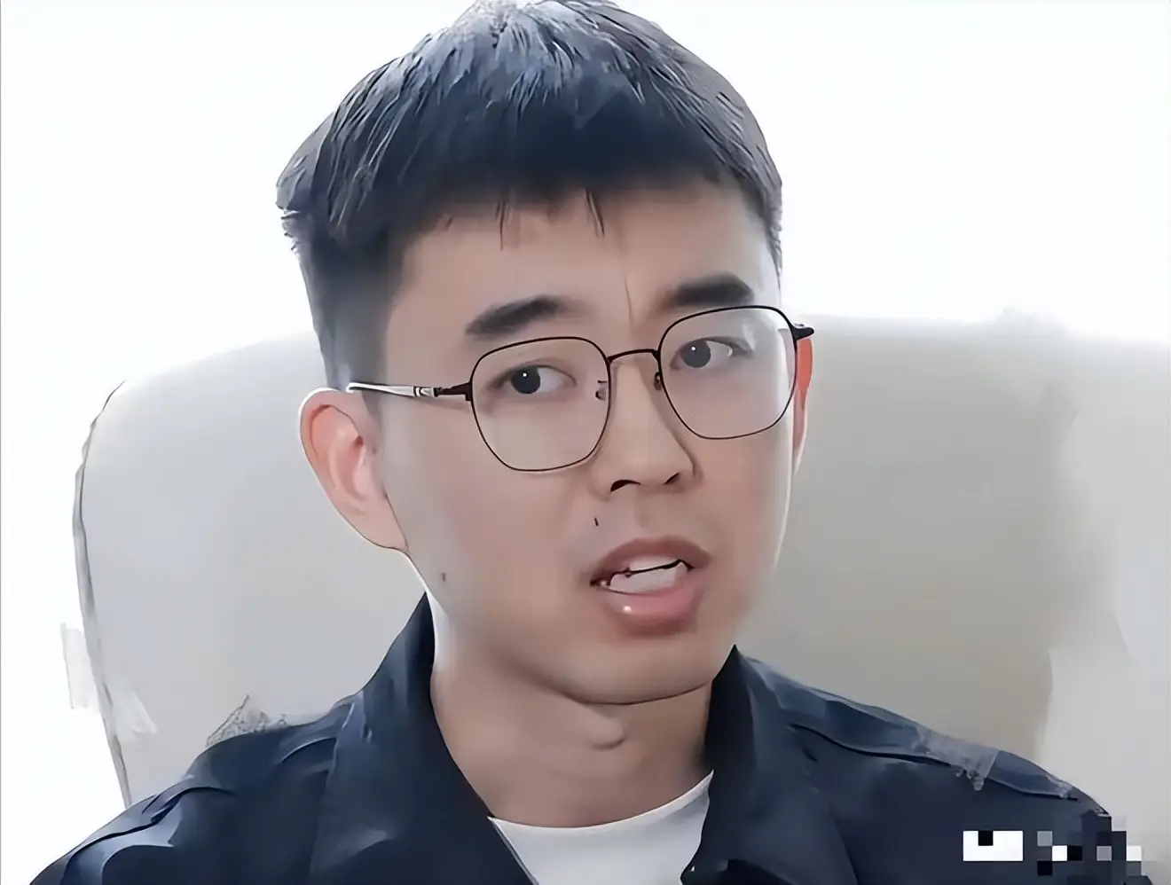 配图1